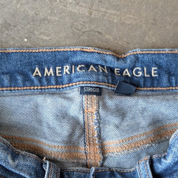 American Eagle Strigid Super High Rise Baggy Straight Jeans size 2 - Picture 5 of 8